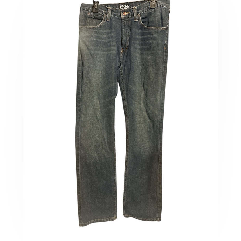 Men’s Free World (Zumiez) Night Train  Jeans size 32 gently used